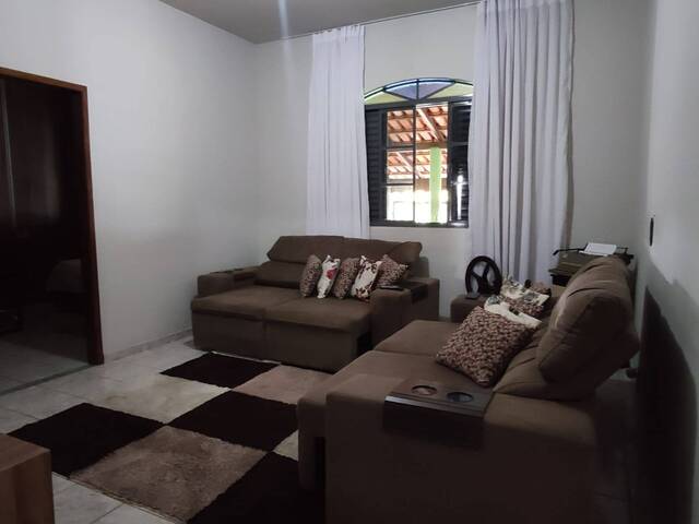 #345 - Casa para Venda em Santo Antônio do Monte - MG