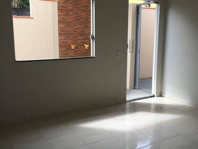 #511 - Casa para Venda em Santo Antônio do Monte - MG