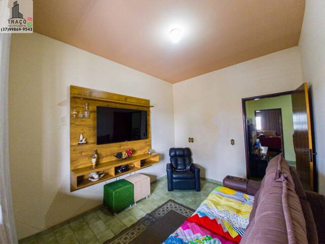 #565 - Casa para Venda em Santo Antônio do Monte - MG