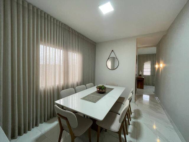 #720 - Casa para Venda em Santo Antônio do Monte - MG