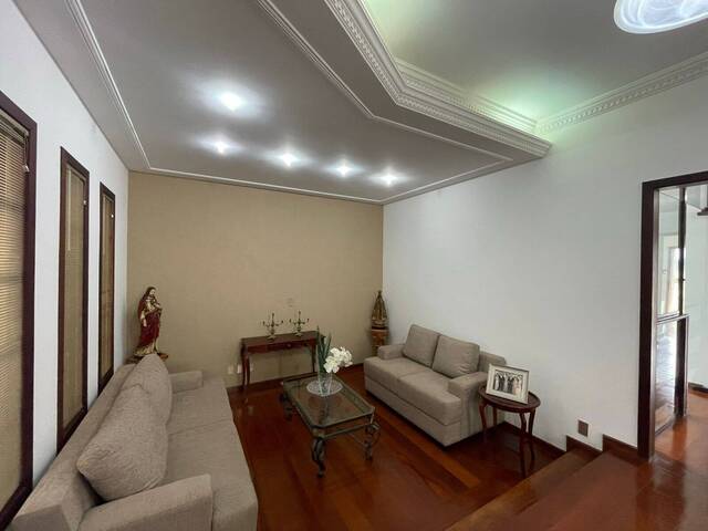 #737 - Casa para Venda em Santo Antônio do Monte - MG