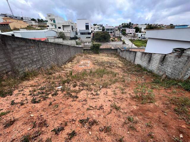 #805 - Área para Venda em Santo Antônio do Monte - MG