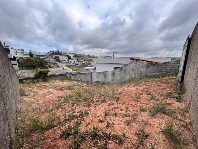 #805 - Área para Venda em Santo Antônio do Monte - MG