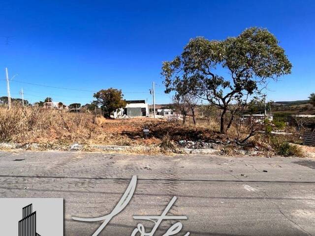 #855 - Área para Venda em Santo Antônio do Monte - MG