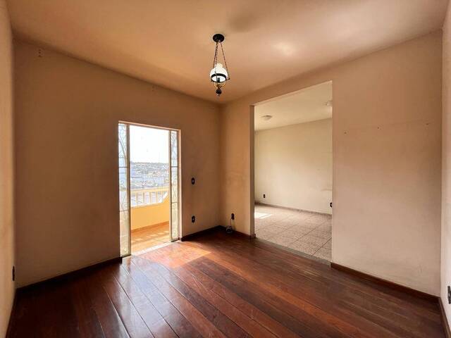 #869 - Apartamento para Venda em Santo Antônio do Monte - MG - 2