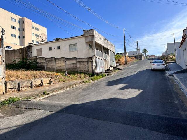 #870 - Área para Venda em Santo Antônio do Monte - MG