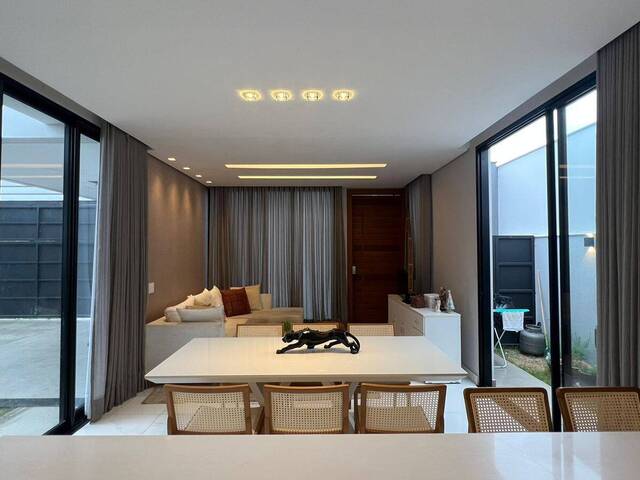 #881 - Casa para Venda em Santo Antônio do Monte - MG