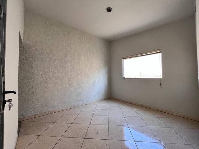 #894 - Casa para Venda em Santo Antônio do Monte - MG
