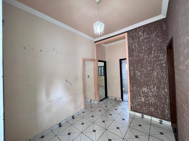 #953 - Casa para Venda em Santo Antônio do Monte - MG