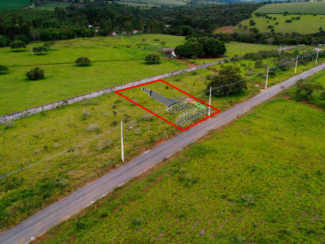 #1023 - Área para Venda em Santo Antônio do Monte - MG