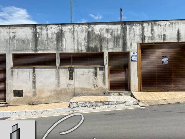 #1043 - Casa para Venda em Santo Antônio do Monte - MG