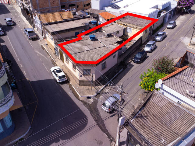 #1075 - Casa para Venda em Santo Antônio do Monte - MG