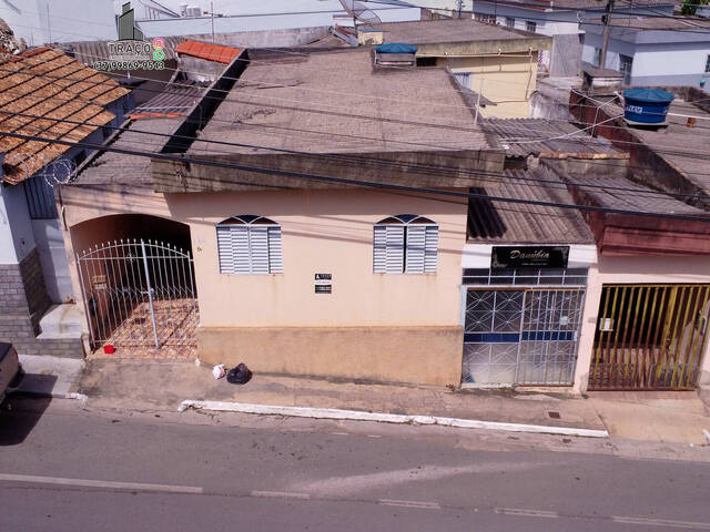 #1093 - Casa para Venda em Santo Antônio do Monte - MG