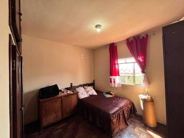 #1095 - Casa para Venda em Santo Antônio do Monte - MG