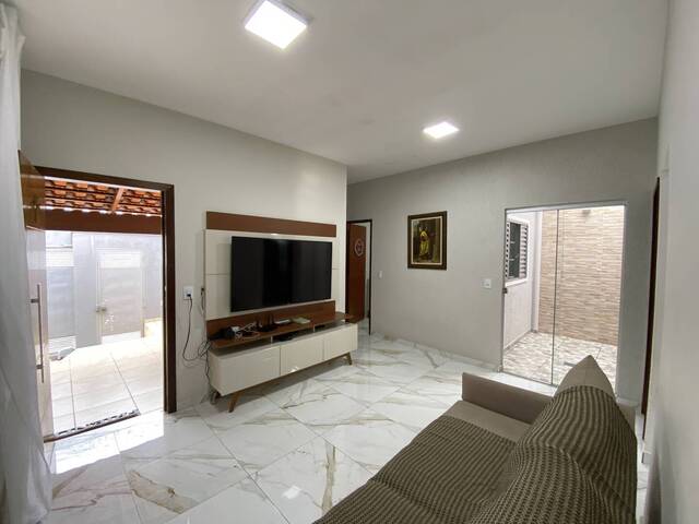 #1102 - Casa para Venda em Santo Antônio do Monte - MG