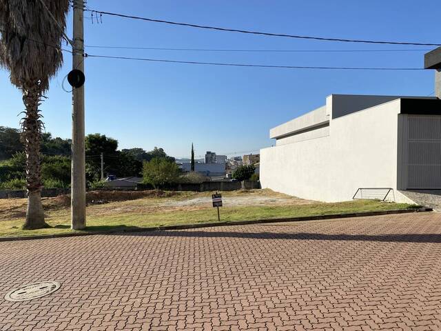 #1164 - Casa para Venda em Santo Antônio do Monte - MG