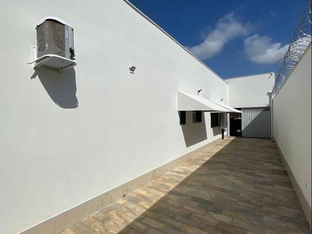 #1230 - Casa para Venda em Santo Antônio do Monte - MG