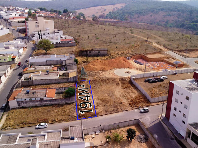#1365 - Área para Venda em Santo Antônio do Monte - MG