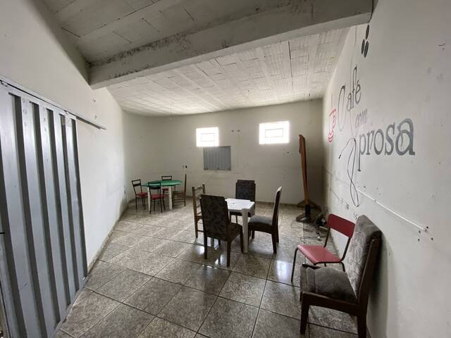 #1377 - Casa para Venda em Santo Antônio do Monte - MG