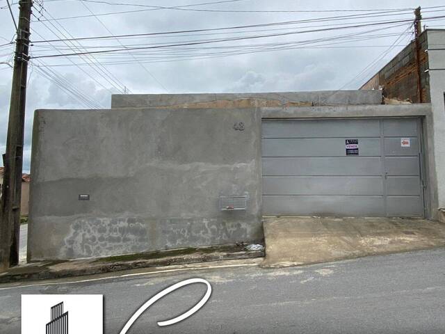 #1468 - Casa para Venda em Santo Antônio do Monte - MG - 1