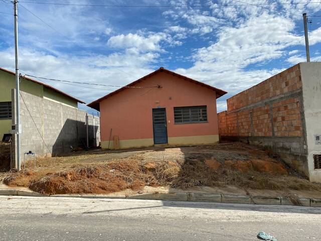 #1498 - Casa para Venda em Santo Antônio do Monte - MG - 2