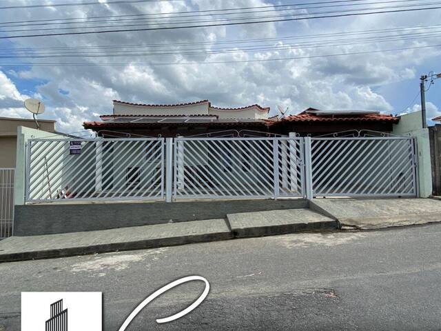 #1506 - Casa para Venda em Santo Antônio do Monte - MG - 1