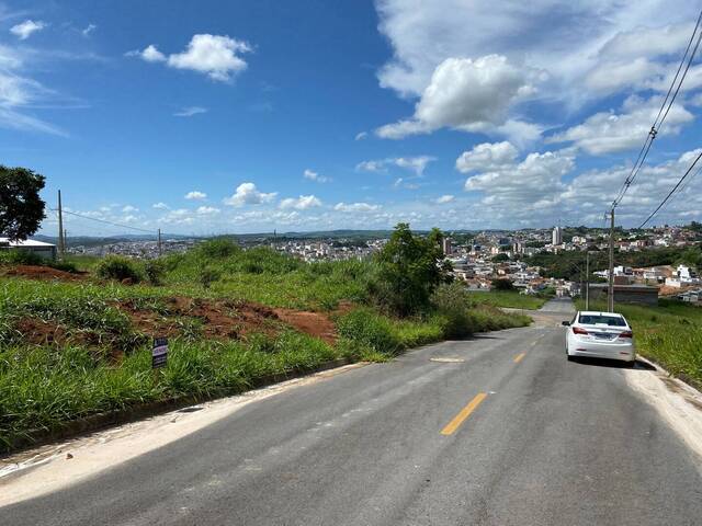 #1524 - Área para Venda em Santo Antônio do Monte - MG - 3