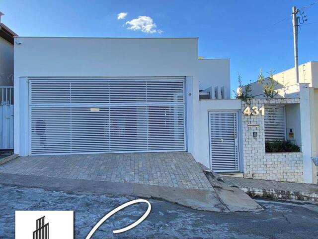 #1531 - Casa para Venda em Santo Antônio do Monte - MG - 1