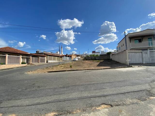 #1551 - Área para Venda em Santo Antônio do Monte - MG - 3