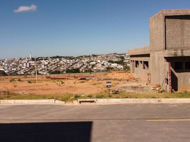 #1568 - Área para Venda em Santo Antônio do Monte - MG - 2