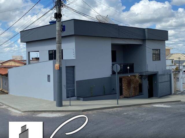 #1593 - Casa para Venda em Santo Antônio do Monte - MG - 1