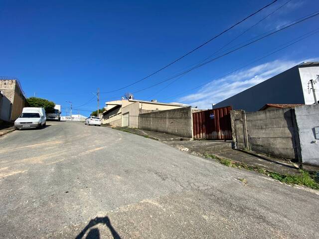 #1610 - Casa para Venda em Santo Antônio do Monte - MG - 3