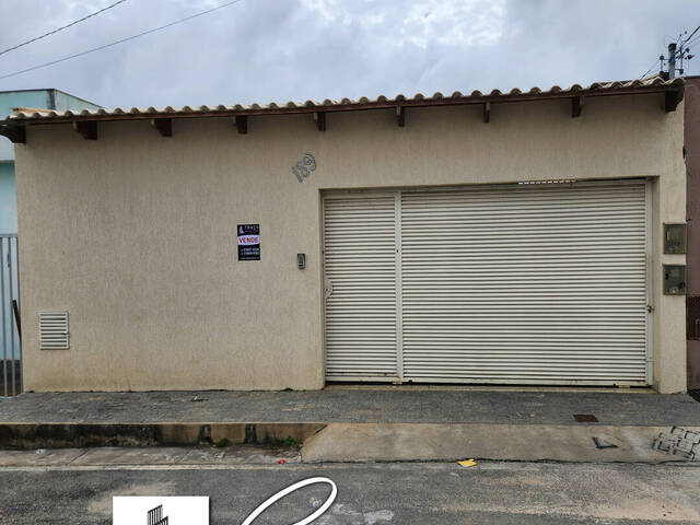 #1612 - Casa para Venda em Santo Antônio do Monte - MG - 1