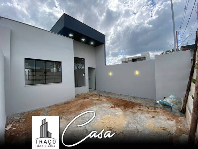 #1614 - Casa para Venda em Santo Antônio do Monte - MG - 1