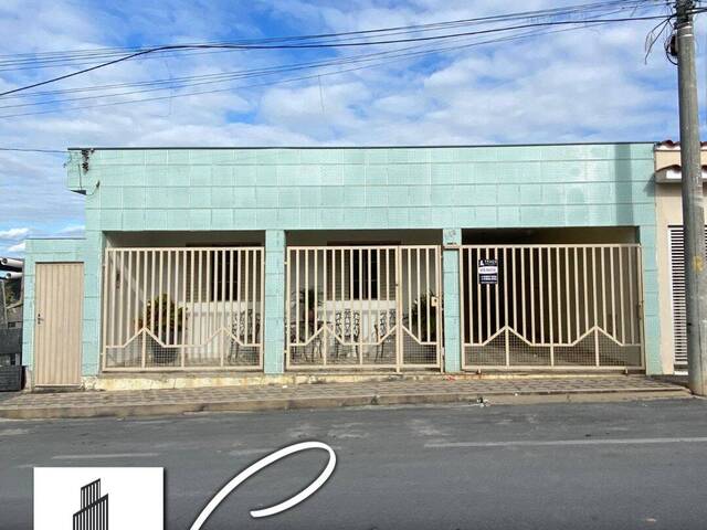 #1615 - Casa para Venda em Santo Antônio do Monte - MG - 1