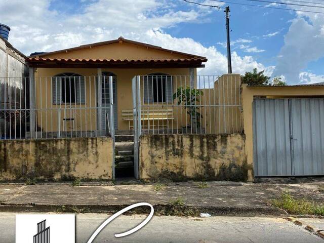 #1669 - Casa para Venda em Santo Antônio do Monte - MG - 1