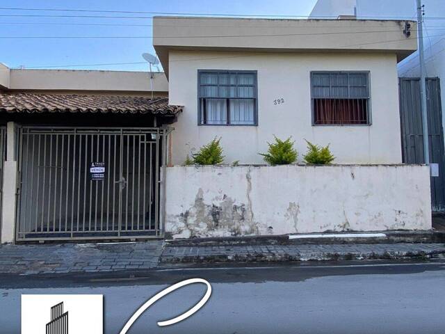 #1672 - Casa para Venda em Santo Antônio do Monte - MG - 1