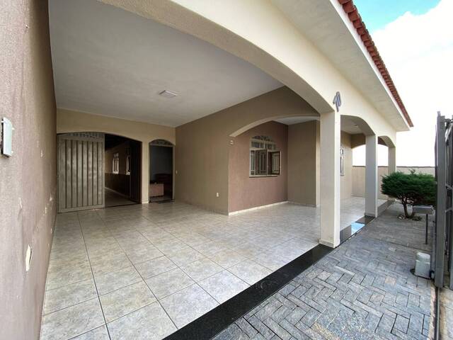 #1675 - Casa para Venda em Santo Antônio do Monte - MG - 2