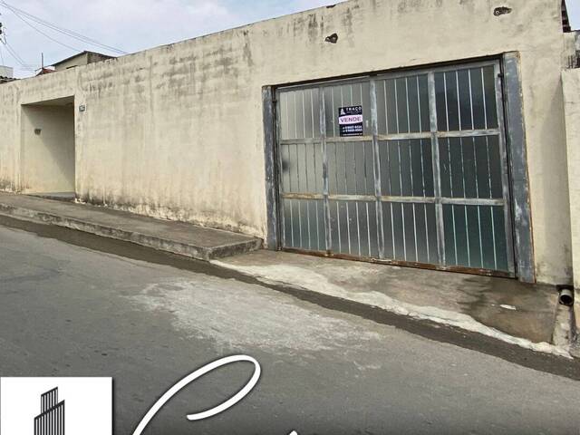 #1683 - Casa para Venda em Santo Antônio do Monte - MG - 1