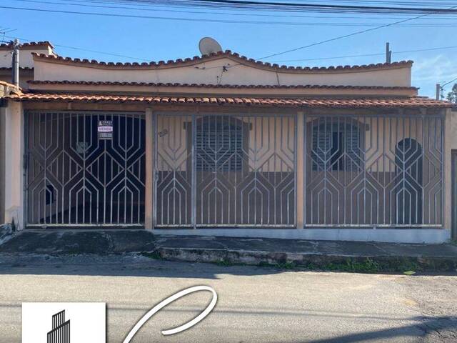 #1689 - Casa para Venda em Santo Antônio do Monte - MG - 1