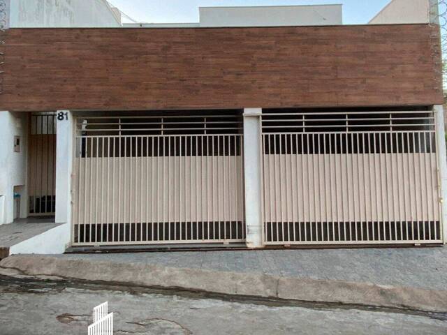 #1738 - Casa para Venda em Santo Antônio do Monte - MG - 1
