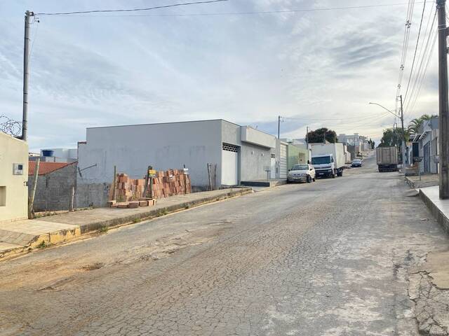 #1784 - Área para Venda em Santo Antônio do Monte - MG - 3