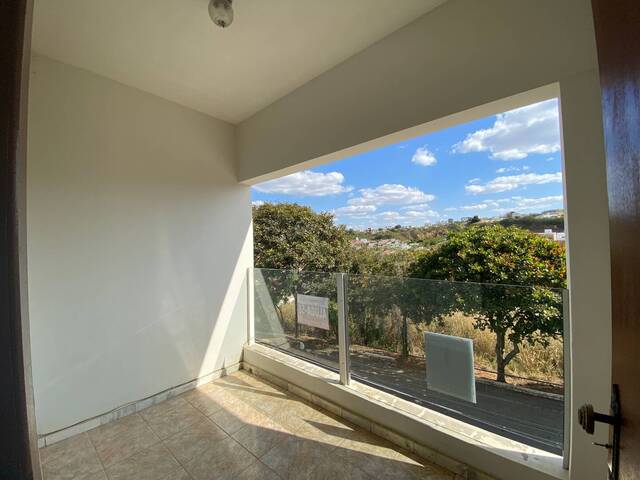 #1804 - Apartamento para Venda em Santo Antônio do Monte - MG - 3