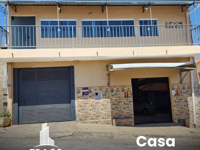 #1832 - Casa para Venda em Santo Antônio do Monte - MG - 1