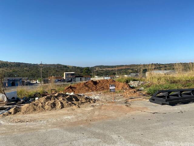 #1833 - Área para Venda em Santo Antônio do Monte - MG - 2