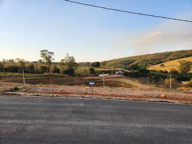#1839 - Área para Venda em Santo Antônio do Monte - MG - 2