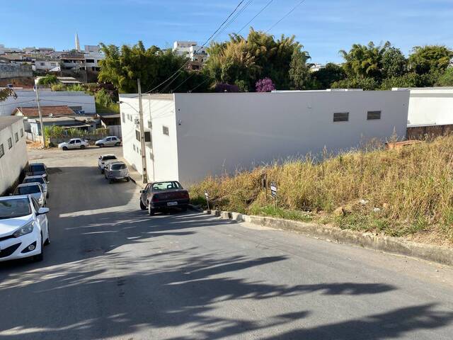 #1878 - Área para Venda em Santo Antônio do Monte - MG - 3