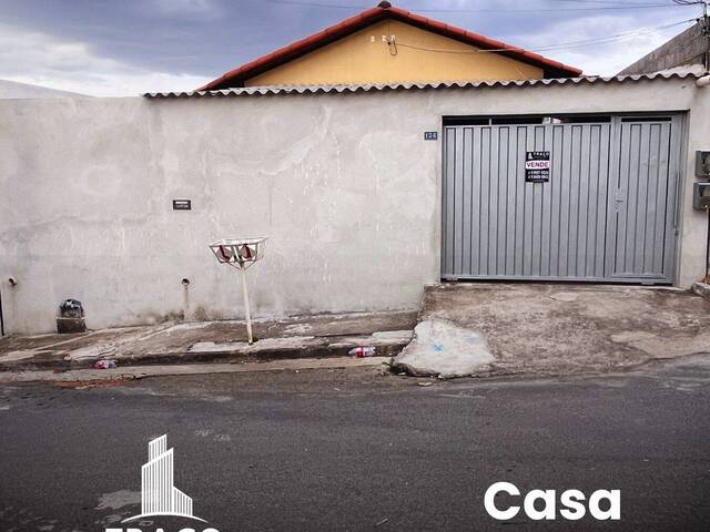 #1879 - Casa para Venda em Santo Antônio do Monte - MG - 1