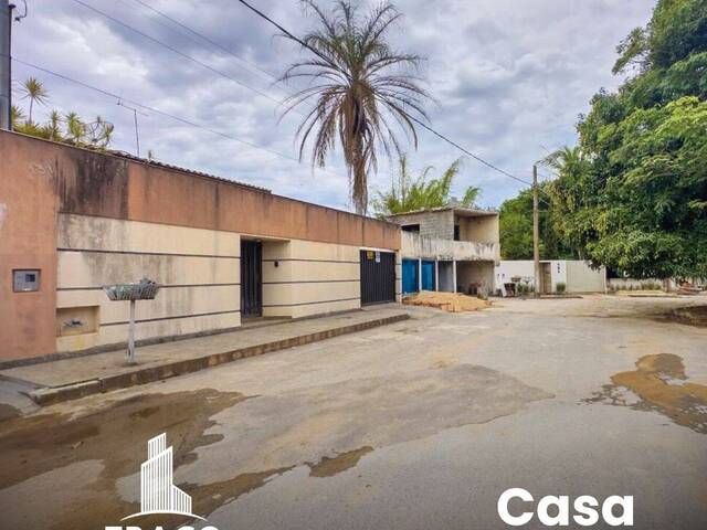 #1891 - Casa para Venda em Santo Antônio do Monte - MG - 1