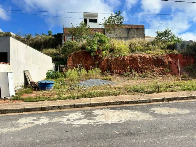 #1930 - Área para Venda em Santo Antônio do Monte - MG - 2